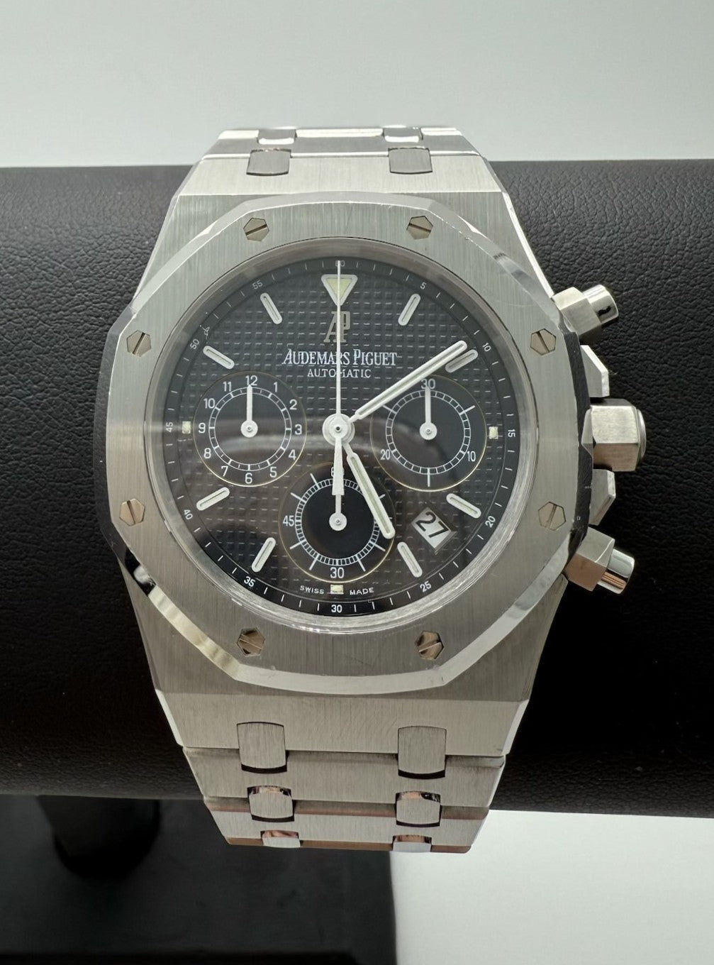 Audemars Piguet, Royal Oak, Black Dial, 39mm, 25860ST