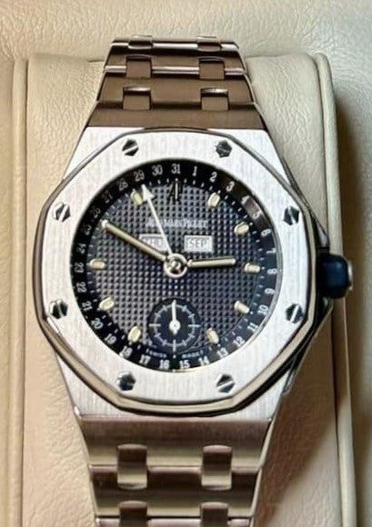 Audemars Piguet Offshore Triple-Calendar 25807ST