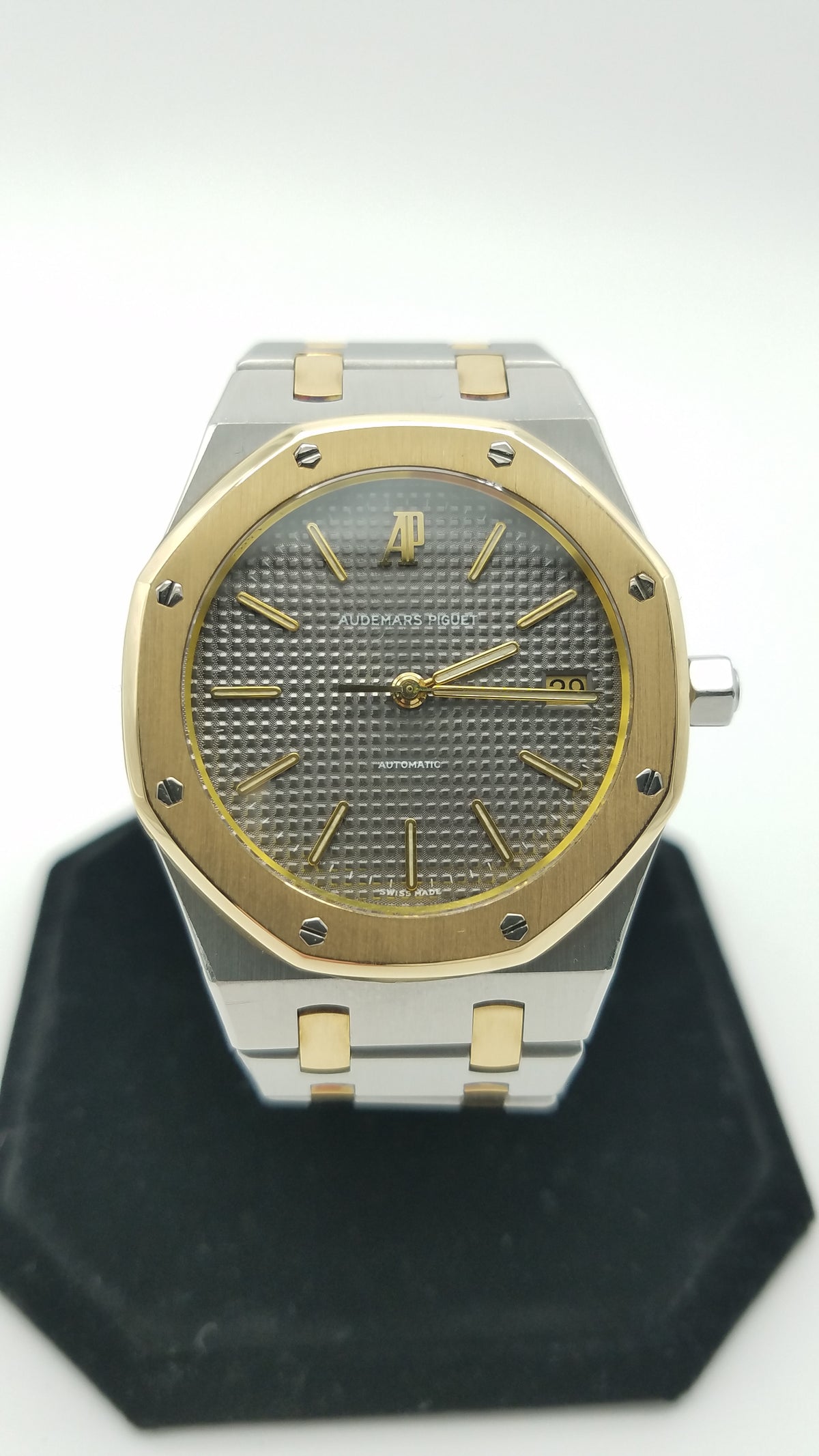 Audemars Piguet - 14790SA